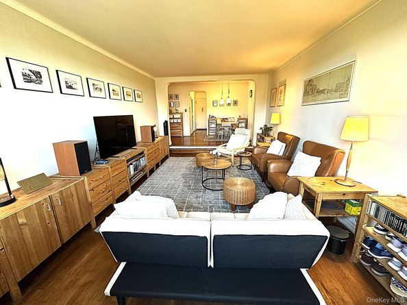 77-15 113th Street 5J, Forest Hills NY 11375