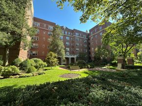 77-15 113th Street 5J, Forest Hills NY 11375