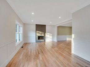 271 N Country Road, Smithtown NY 11787