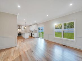 271 N Country Road, Smithtown NY 11787
