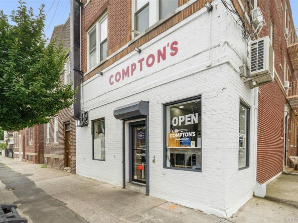 3005 Vernon Boulevard 2H, Astoria NY 11102