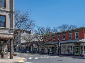 445 Broadway 2R, Hastings-on-Hudson NY 10706