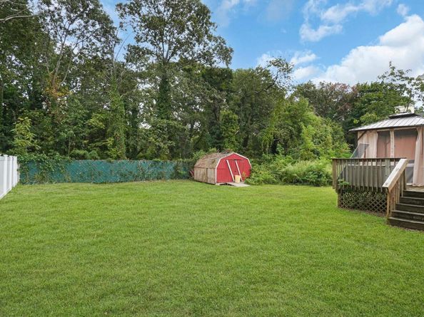 41 Lawrence Street, Farmingdale NY 11735