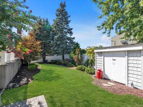 338 W Henrietta Avenue, Oceanside NY 11572