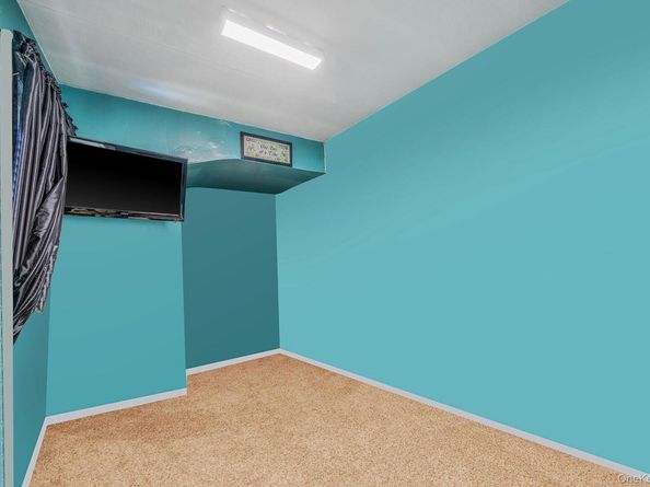 173 E Seaman Avenue, Freeport NY 11520