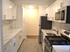 632 Warburton Avenue 3M, Yonkers NY 10701