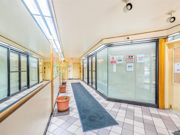 54-09 108th Street 3A, Corona NY 11368