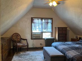 5441 71st Street, Maspeth NY 11378