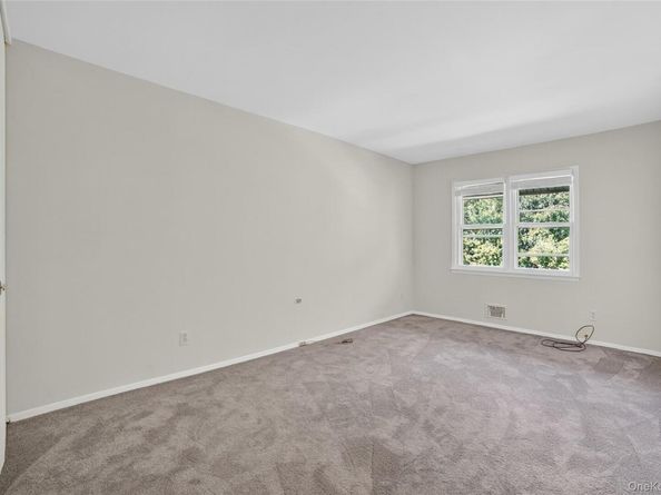 15 Essex Place 15K, Yorktown Heights NY 10598