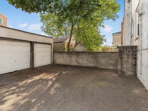 923 E 219 Street, Bronx NY 10469