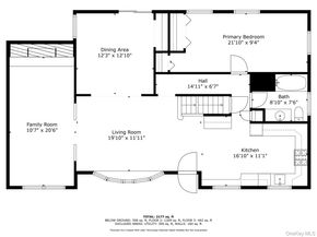 20 Wren Drive, Hauppauge NY 11788