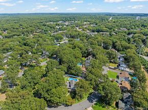 20 Wren Drive, Hauppauge NY 11788