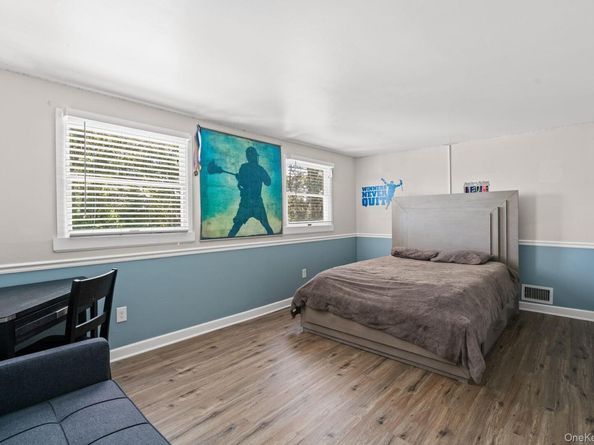 20 Wren Drive, Hauppauge NY 11788