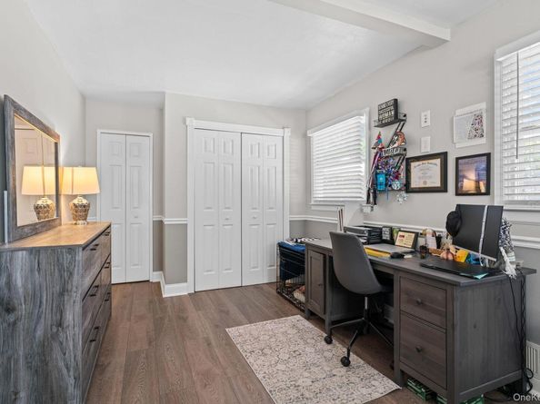 20 Wren Drive, Hauppauge NY 11788