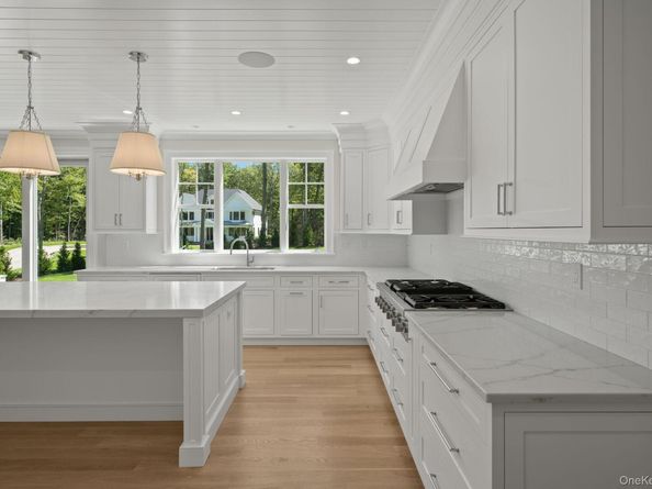 68 Saw Mill Road, Cold Spring Harbor NY 11724
