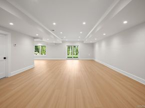68 Saw Mill Road, Cold Spring Harbor NY 11724