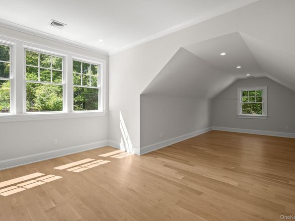 68 Saw Mill Road, Cold Spring Harbor NY 11724