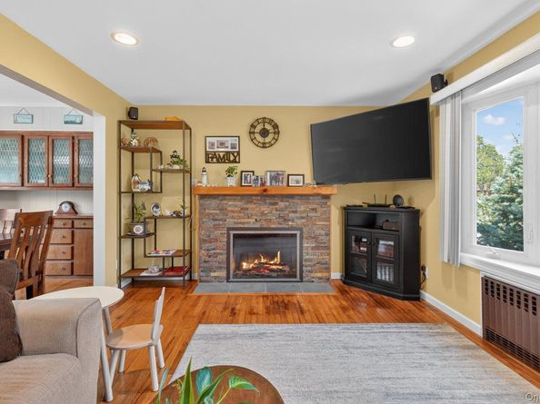 335 McCall Avenue, West Islip NY 11795
