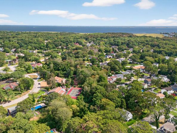 335 McCall Avenue, West Islip NY 11795