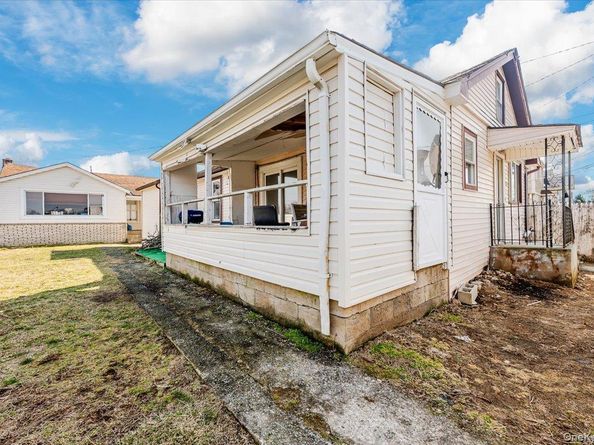 214 Beach 3rd Street, Far Rockaway NY 11691