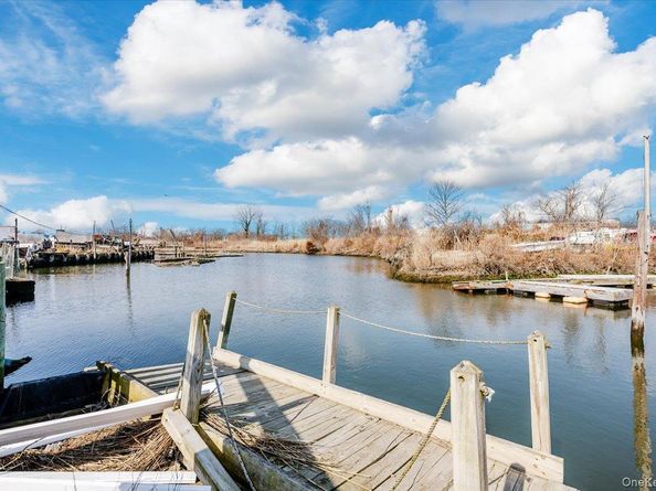 214 Beach 3rd Street, Far Rockaway NY 11691