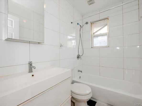 214 Beach 3rd Street, Far Rockaway NY 11691
