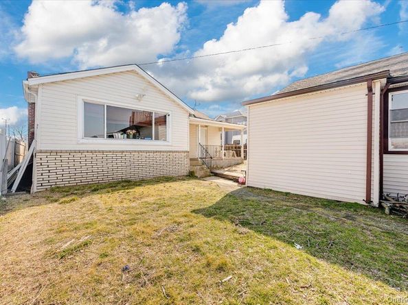 214 Beach 3rd Street, Far Rockaway NY 11691