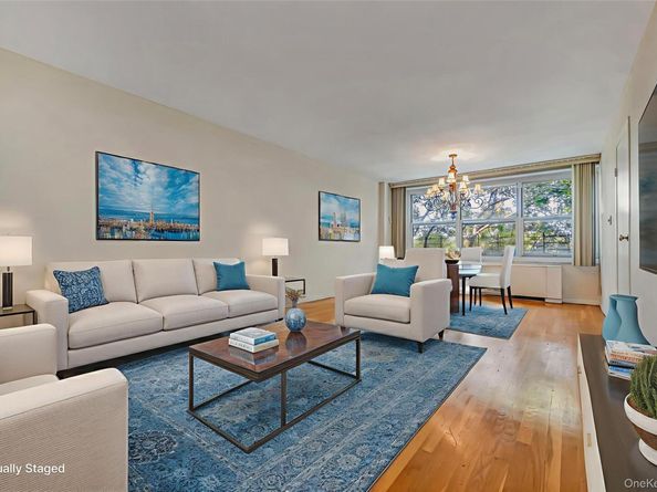 211-10 18th Avenue 4G, Bayside NY 11360