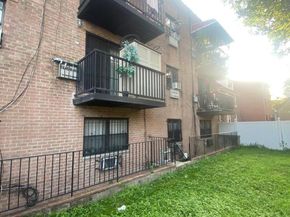 5611 Van Cleef Street, Corona NY 11368
