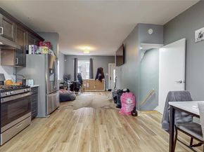 82 Moquette Row N, Yonkers NY 10703