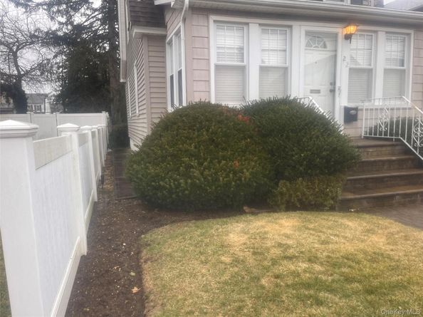 22 Eton Street, Valley Stream NY 11581