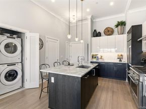 100 Garvies Point Road 1033, Glen Cove NY 11542