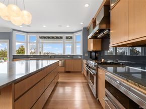 14 S Country Road, Westhampton NY 11977