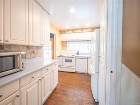 41 Foxhill Road, Valhalla NY 10595