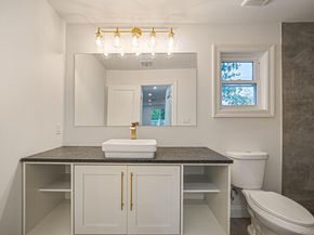 6 Connetquot Drive, Oakdale NY 11769