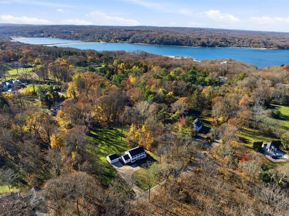 55 White Hill Road, Cold Spring Harbor NY 11724