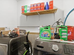 56 Park Lane, Medford NY 11763