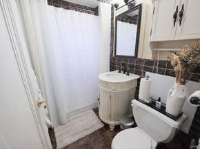 2725 Fenton Avenue, Bronx NY 10469