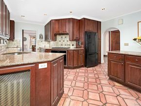 216 Hartsdale Avenue, White Plains NY 10606