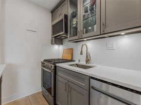 640 Pelham Road 3L, New Rochelle NY 10805