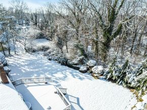 61 Hofstra Drive, Plainview NY 11803