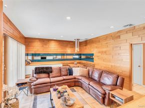 61 Hofstra Drive, Plainview NY 11803