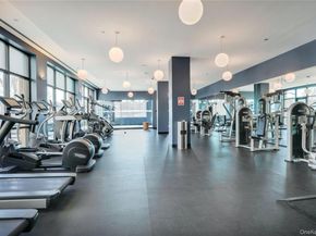 100 Garvies Point Road 1327, Glen Cove NY 11542