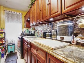 78 Gibson Boulevard 1B, Valley Stream NY 11581