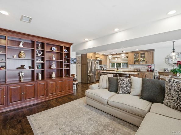 16215 85th Street, Howard Beach NY 11414