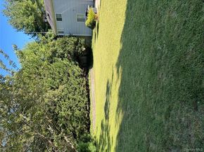 5 Haiti Lane, Coram NY 11727