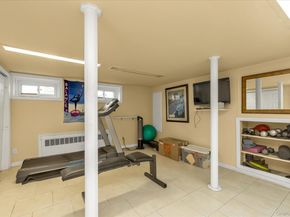 1055 Cedarhurst Street, North Woodmere NY 11581