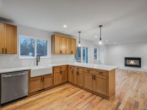 37 Locust Avenue S, Medford NY 11763