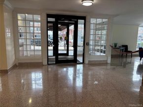 149-30 88 Street 6N, Howard Beach NY 11414