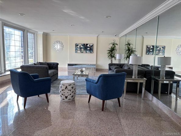 149-30 88 Street 6N, Howard Beach NY 11414